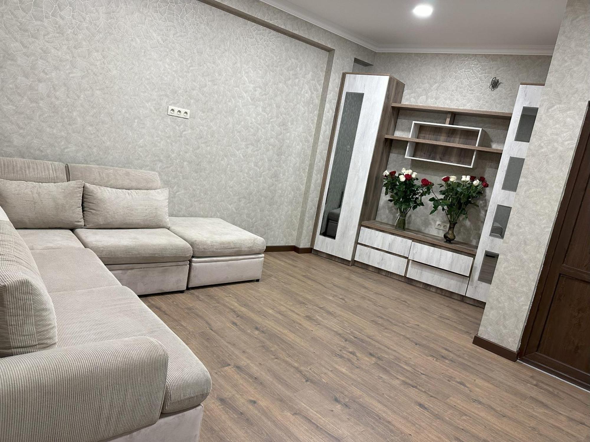 Three Palms Guest House Тбилиси Экстерьер фото