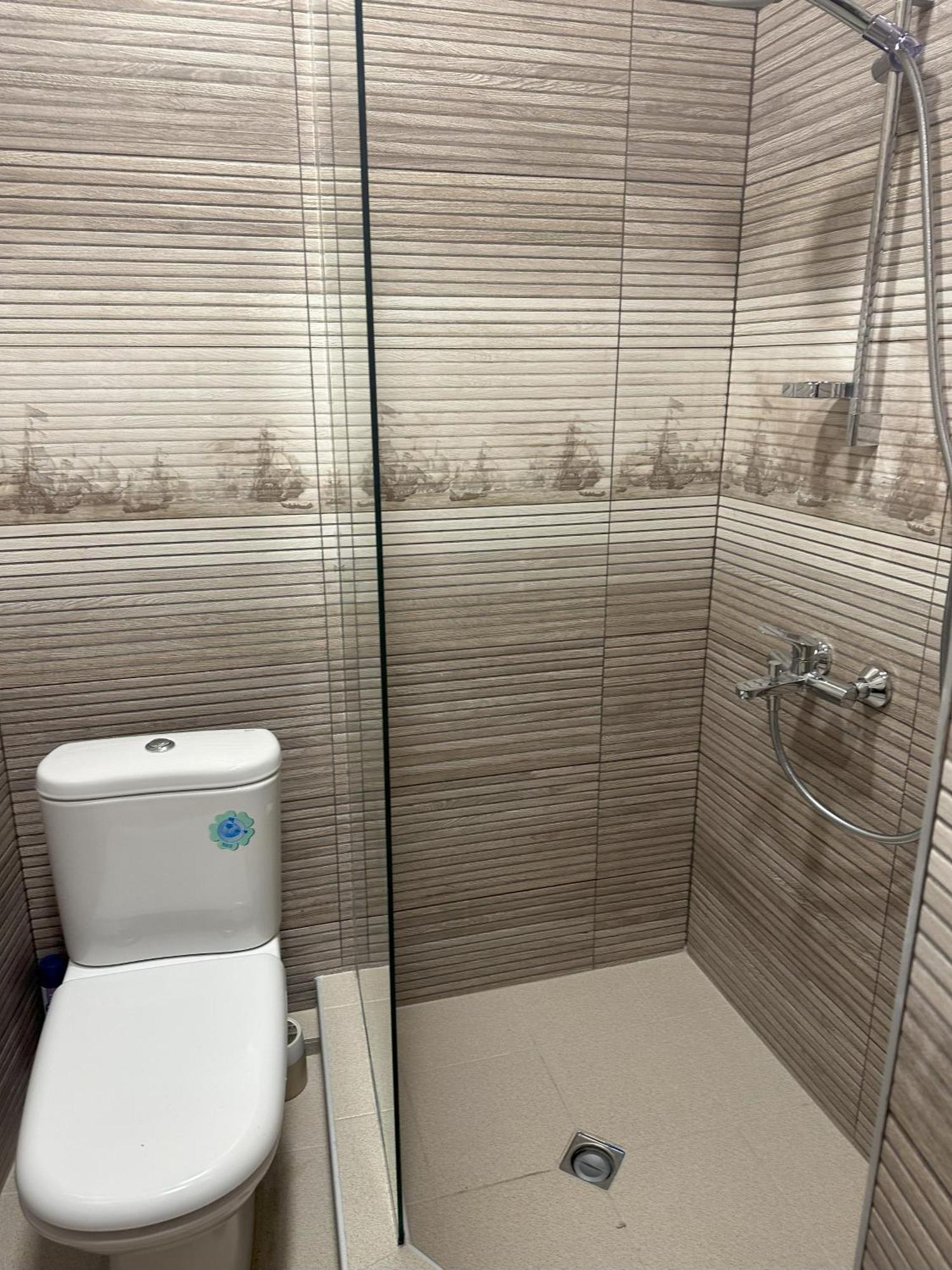 Three Palms Guest House Тбилиси Экстерьер фото