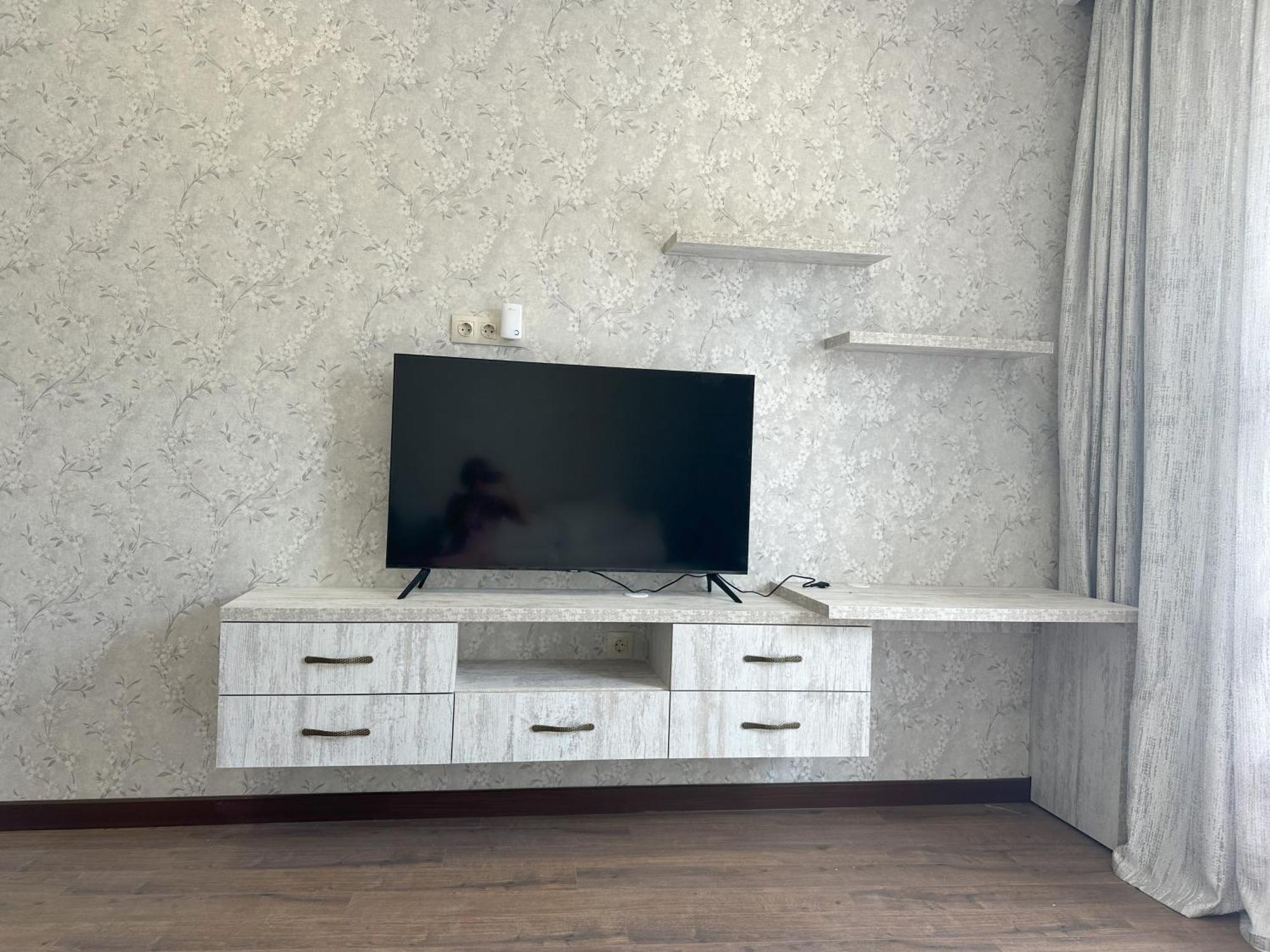 Three Palms Guest House Тбилиси Экстерьер фото